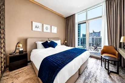 HIGH FLOOR | CANAL VIEW | VACANT