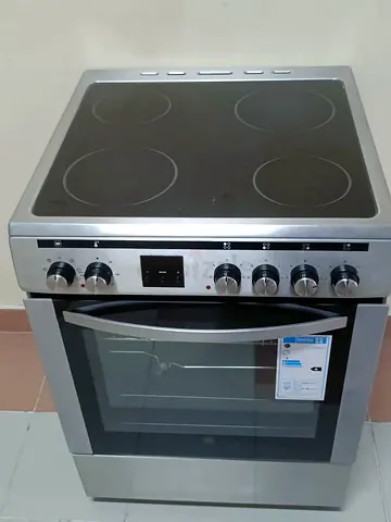 Hoover brand electric cooker 4 burner 60 cm