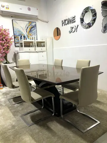 6-seater dining table with 6-chairs