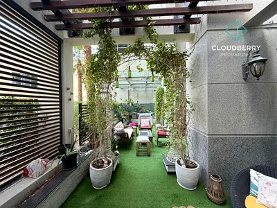 Garden Apartment | Duplex | Burj Khalifa View