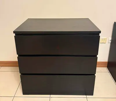 Ikea chest of drawers available in perfect condition