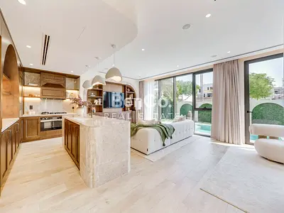 5BR Turnkey | Brand-New Renovation | Fully Extend