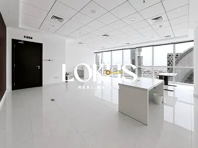 FITTED | HIGH FLOOR | READY TO MOVE IN