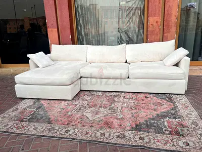 Crate&barrel lounge deep L shape sofa