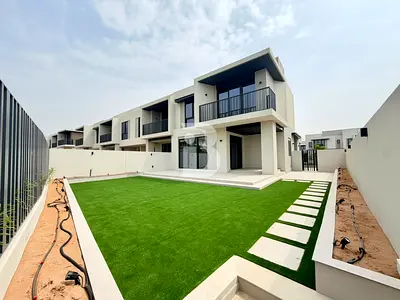 Single Row | Landscaped Garden | NE Vastu