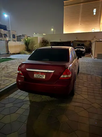 صورة 5 لـ 2010 Nissan VERSA