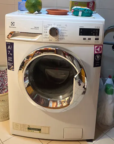 Electrolux TimeCare 7kg Front Load Washing Machine