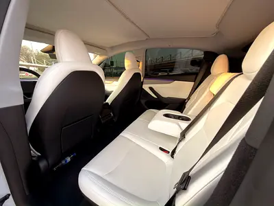 صورة مصغرة 15 لـ 2025 Tesla MODEL Y