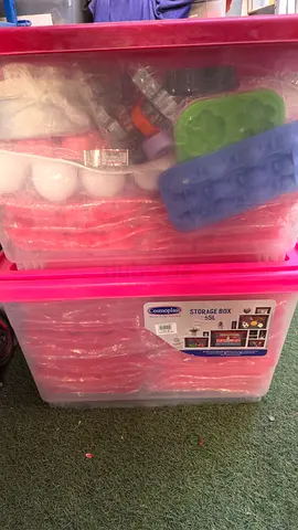 Lots of Silicon Moldes