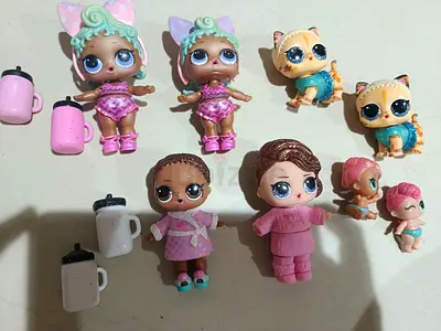 Lot of 10 LOL Surprise dolls and accessories - mixed set