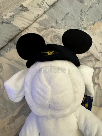 White Disney Crusie Plush Toy with Pilot Cap - Good Condition Disney Cruse line Limited Edition -