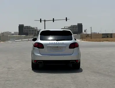 صورة 4 لـ 2014 Porsche CAYENNE