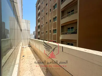 بلكونه | شهر جيم مجانا | مساحه كبيرة | موقع حيوي | تسهيلات في الدفع | سهوله الوصول لمخرج دبي | الصيانه مجانا علي مدار السنه