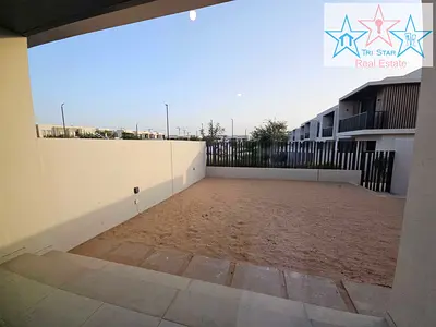 BRAND NEW VILLAS 3 BEDROOM MAID AVAILABLE MULTIPLE UNITS