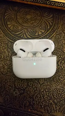 Apple AirPods Pro (1st gen) with Charging Case - Good Working Condition