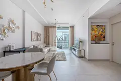 EXCLUSIVE | VACANT | FURNISHED