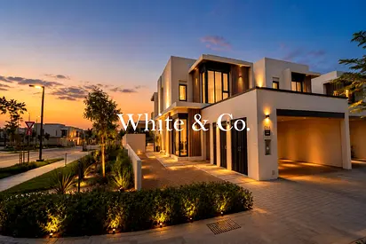 Type B1 Corner | Walk To All Amenities |