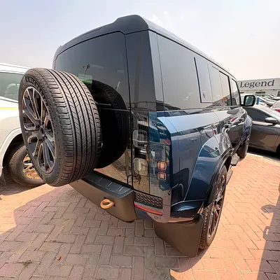 2026 LAND Rover DEFENDER 缩略图 2