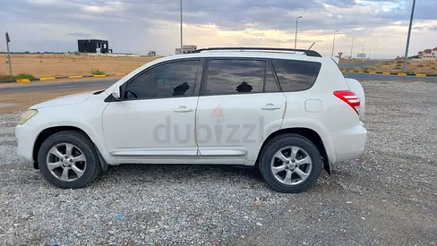 2009 Toyota RAV4 (GCC Specs) – Reliable 4-Cyl SUV | AED 18,900
