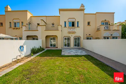 3M | Close Pool and Park | Availabe Now
