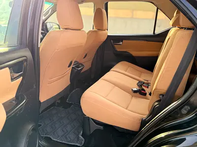 2017 Toyota FORTUNER 照片 6