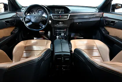 2011 Mercedes-BENZ E-CLASS thumbnail 7