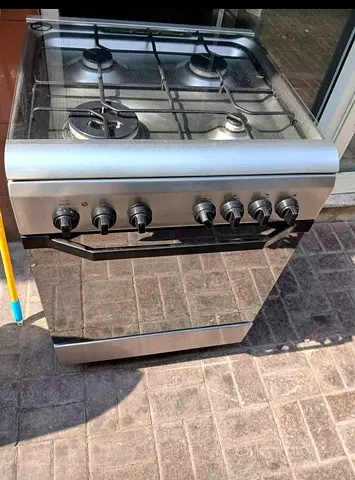 Indesit tap four burner gas electric oven size 60cm