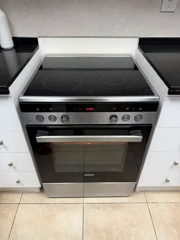 Siemens HK9R3A250M , 4 Ceramic Hoobs Cooking Range , DELIVERY + WARRANTY