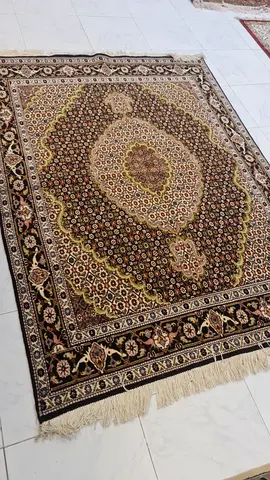 Fish design,  Tabriz mahi Handwoven Persian-Style Wool Rug - 200x150cm, Excellent Used Condition
