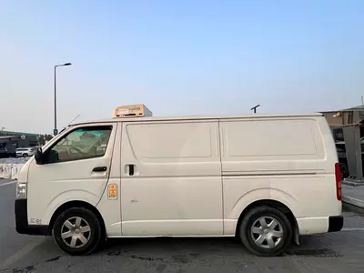 2023 Toyota HIACE 照片 4