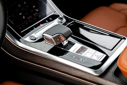 2021 AUDI Q8 photo 10