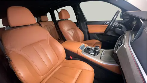 صورة 6 لـ 2023 BMW X5