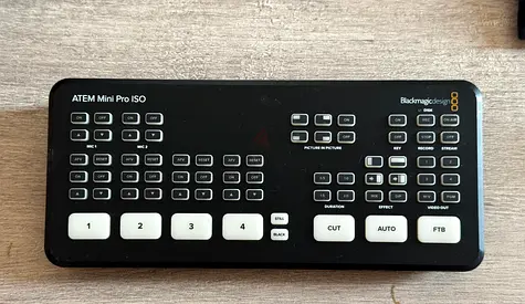 Blackmagic ATEM Mini Pro ISO HDMI Live Switcher - (No power Cord and HDMI 1 input is not working)