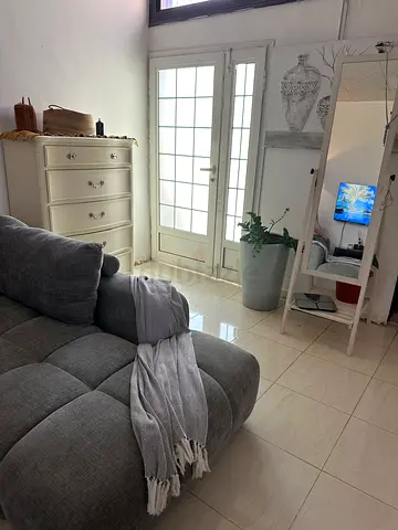 2 Table range with mirror