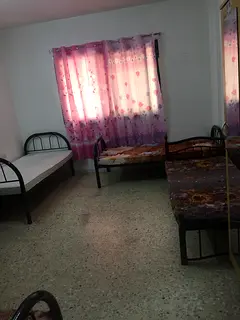 Executive Bachelor Room available nearby Sharaf DG Al Mankhool bur Dubai