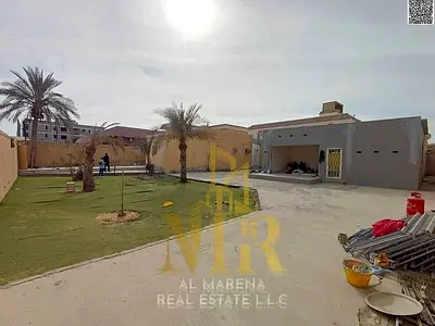 🏡 Residential / Commercial Villa for Sale in Al Rawda 2 – Ajman | 10,000 Sq. Ft. | Electricity, Water & AC Included