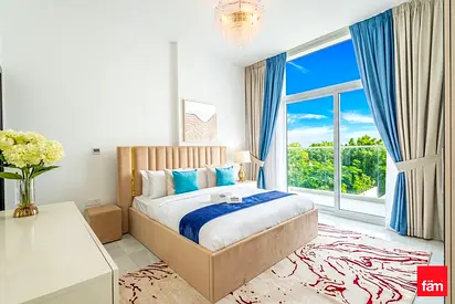 Spacious Layout | Study Room | Bright | Furnished
