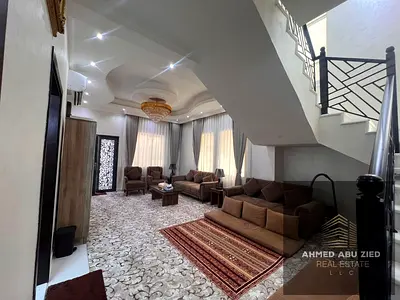 4 غرفـــــة ماســــــتر صالة كبيرة مطبخ واسع 5 حمام تشطيب راقي باركن واسع غرفة خادمة تسهيلات في الدفع قريب لمخرج دبي الشارقة