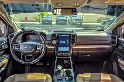 صورة 6 لـ 2024 FORD EVEREST