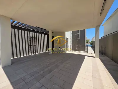 Beachfront Luxury Villa | 4BR +2 Rooms | Exclusive Island