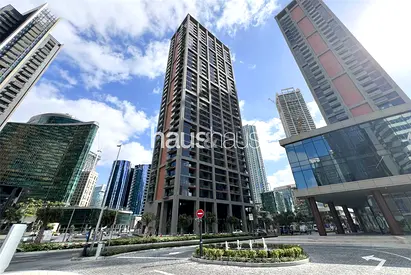 One Bedroom | Canal View | Brand-New Building
