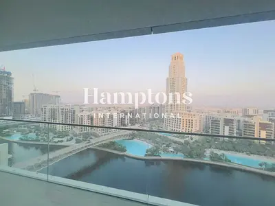 Skyline High Floor | Pool Creek View | Appliances