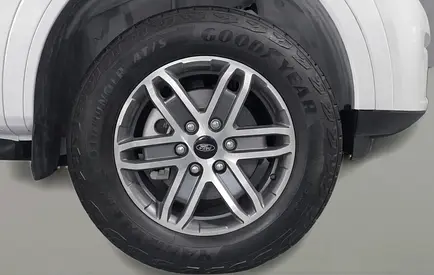 صورة 12 لـ 2024 FORD EVEREST