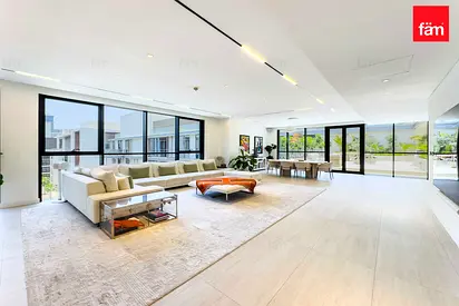 VACANT | SPACIOUS | HIGH FLOOR | EXCLUSIVE