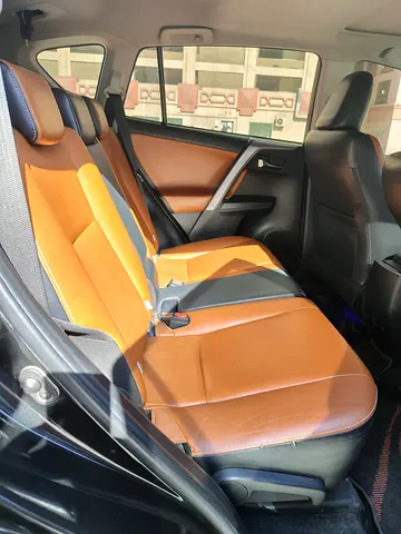 صورة مصغرة 12 لـ 2018 Toyota RAV 4