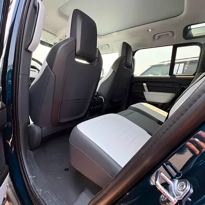 2026 LAND Rover DEFENDER 缩略图 12