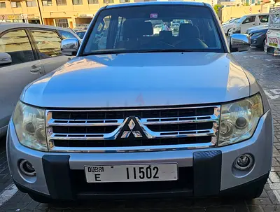 Mitsubishi Pajero GLS Medium Line 2009 | GCC Specs | Well Maintained