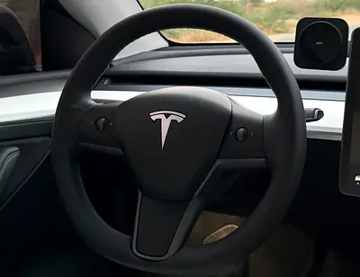 صورة مصغرة 18 لـ 2023 Tesla MODEL Y