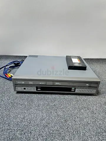 Sumsung Vhs & Vcr DVD player Perfect condition Good working