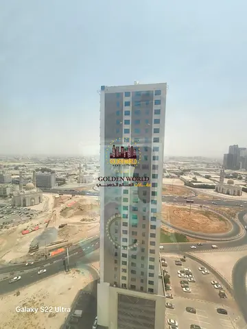 3 غرف وصالة في التعاون مع باركينغ، غرفة ماستر، 3 حمامات، إطلالة مفتوحة، خزائن بالحائط، مساحات واسعة، غرفة خادمة أو ستور، 60 ألف سنوياً